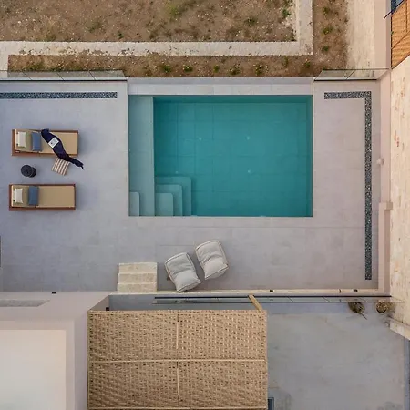 Brand New Lux Kokomo Aura W/ Private Pool, 400m To Beach! Villa